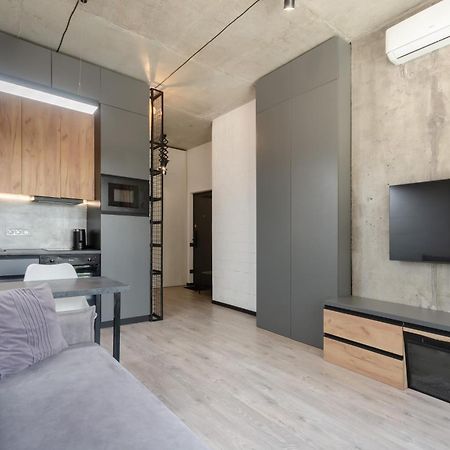 Petrovdom Apartments 12-131B In Rc "Yaroslaviv Grad", Bulvarno-Kudriavska 17B קייב מראה חיצוני תמונה