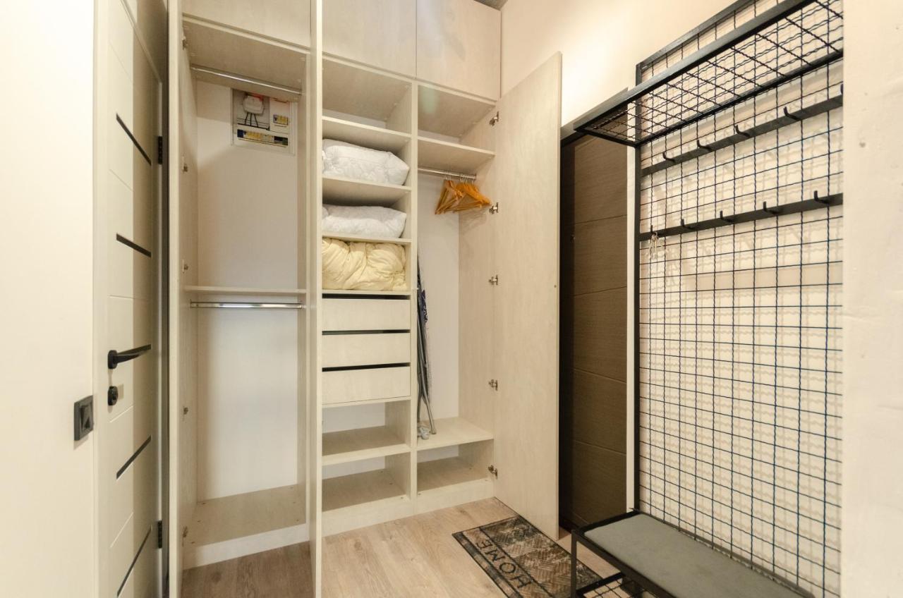 Petrovdom Apartments 12-131B In Rc "Yaroslaviv Grad", Bulvarno-Kudriavska 17B קייב מראה חיצוני תמונה