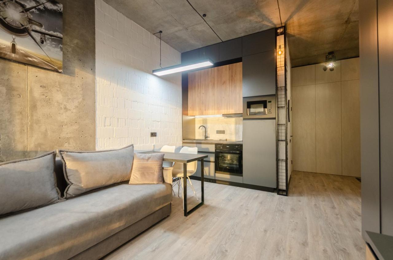 Petrovdom Apartments 12-131B In Rc "Yaroslaviv Grad", Bulvarno-Kudriavska 17B קייב מראה חיצוני תמונה