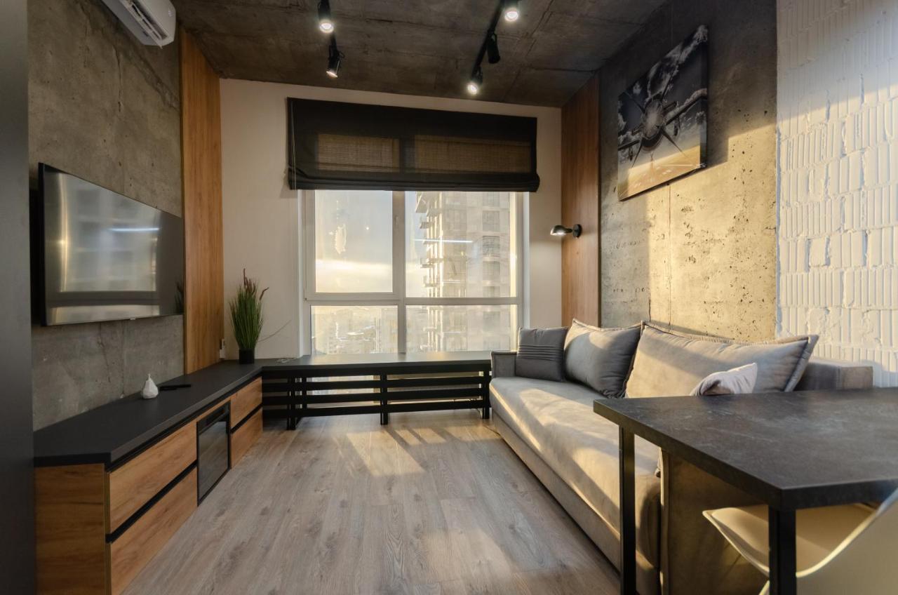 Petrovdom Apartments 12-131B In Rc "Yaroslaviv Grad", Bulvarno-Kudriavska 17B קייב מראה חיצוני תמונה