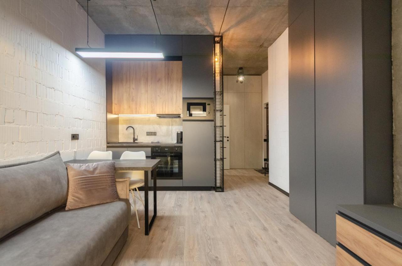 Petrovdom Apartments 12-131B In Rc "Yaroslaviv Grad", Bulvarno-Kudriavska 17B קייב מראה חיצוני תמונה