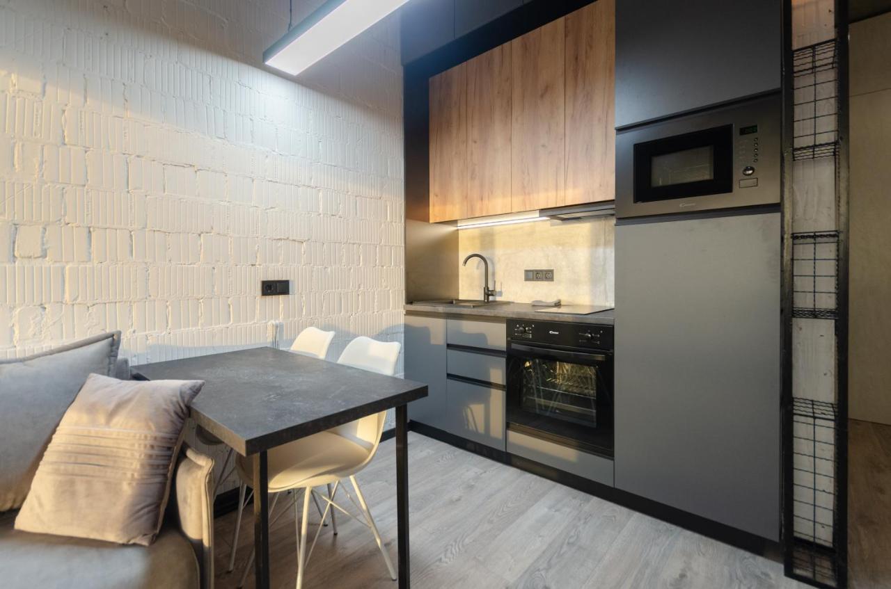 Petrovdom Apartments 12-131B In Rc "Yaroslaviv Grad", Bulvarno-Kudriavska 17B קייב מראה חיצוני תמונה