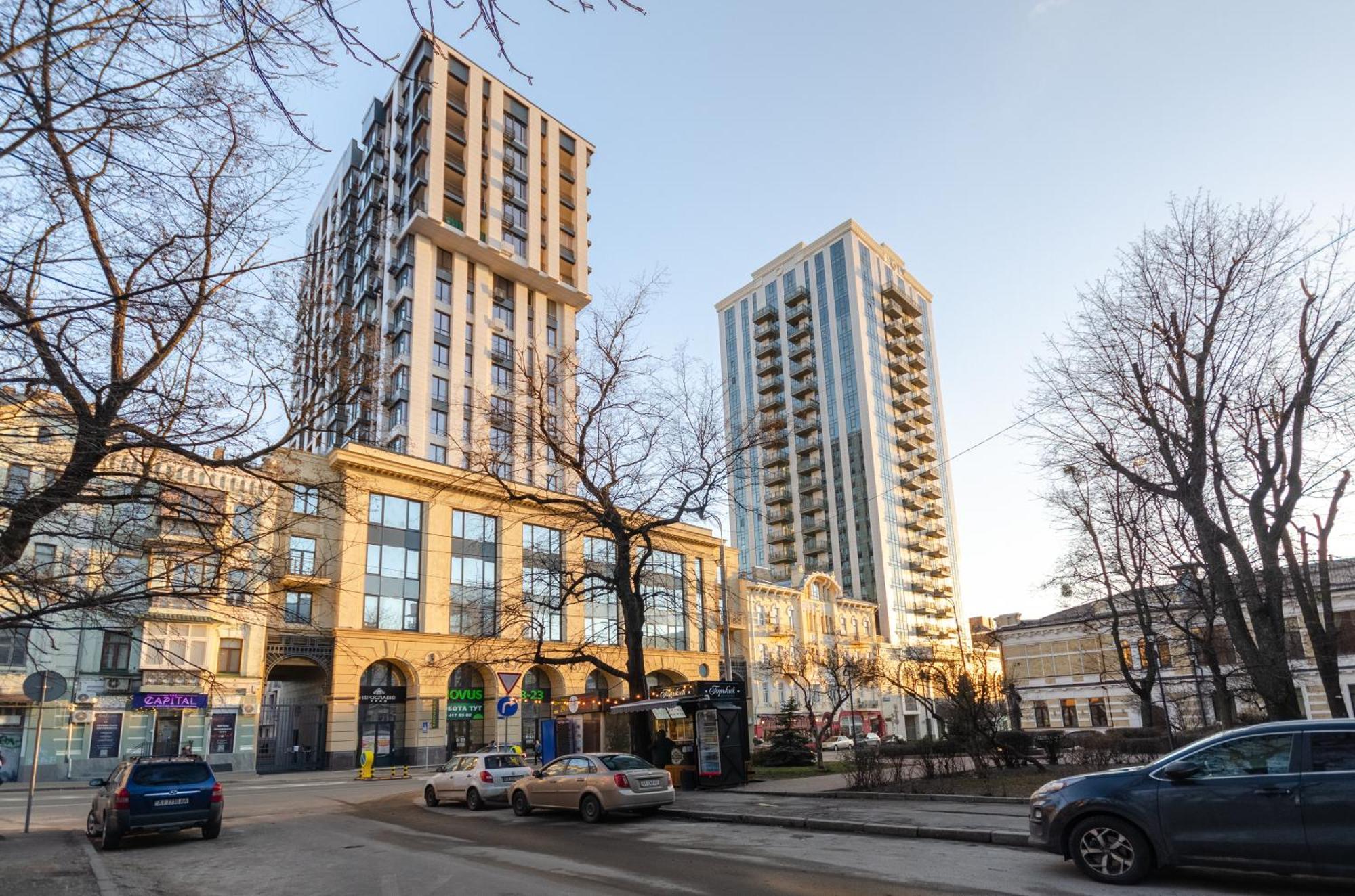 Petrovdom Apartments 12-131B In Rc "Yaroslaviv Grad", Bulvarno-Kudriavska 17B קייב מראה חיצוני תמונה